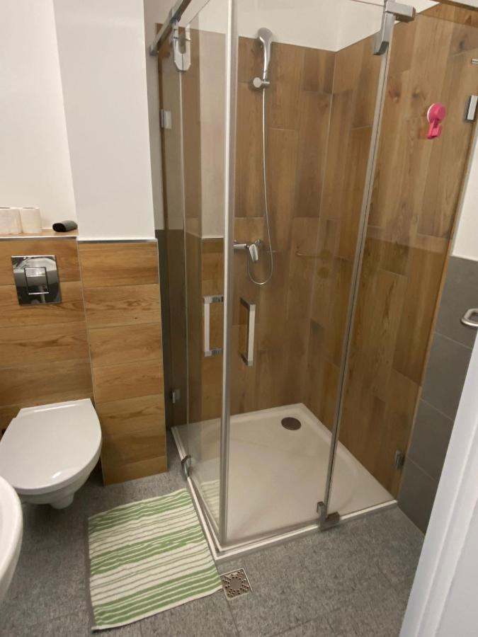 Ave Hotel Victoriei بوخارست المظهر الخارجي الصورة
